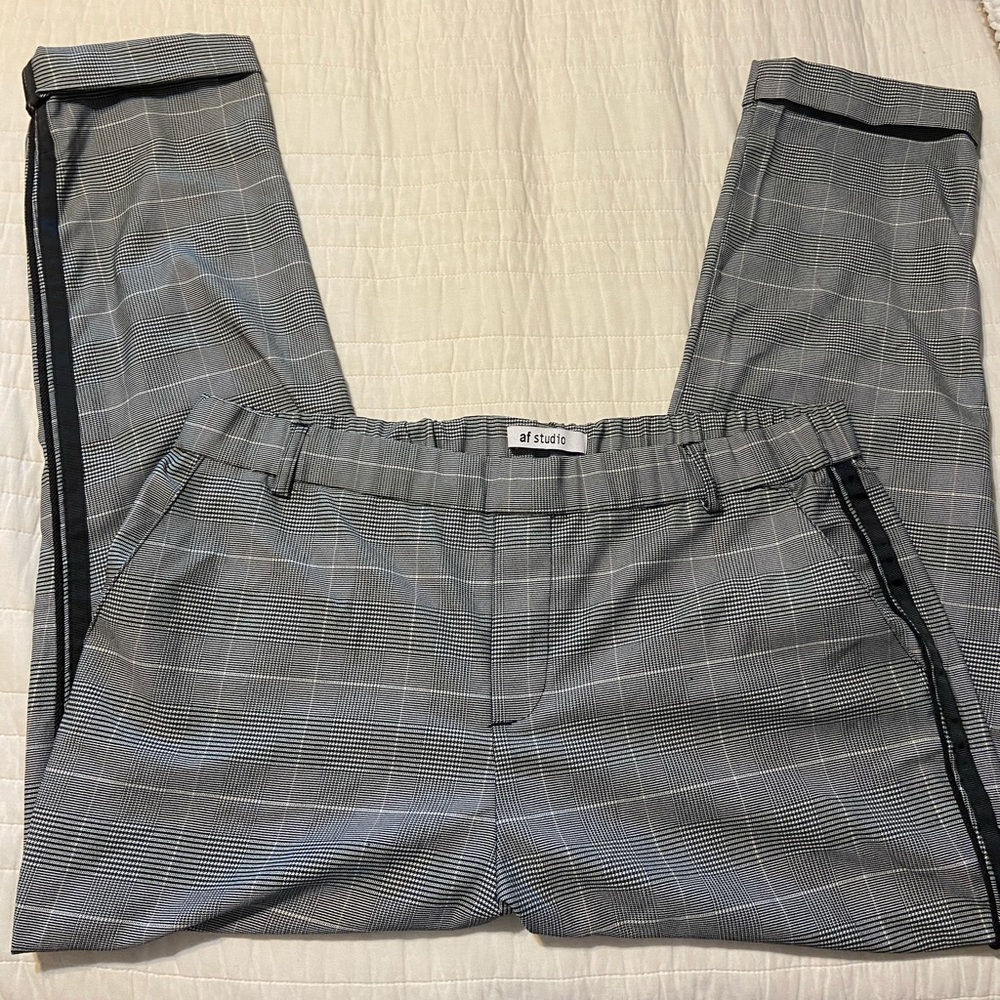 Plaid ankle slacks